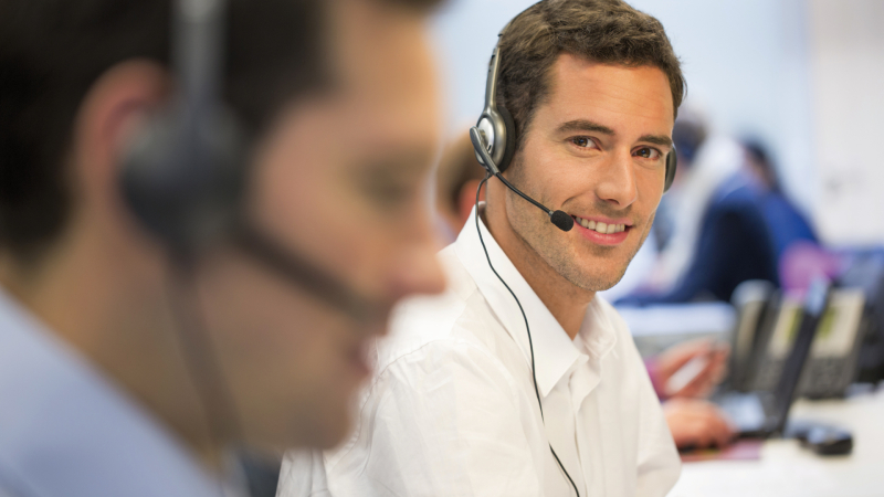 Tổng đài 8Day hỗ trợ game thủ chuyên nghiệp 24/7